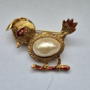 Vintage Pearl Belly Bird Brooch